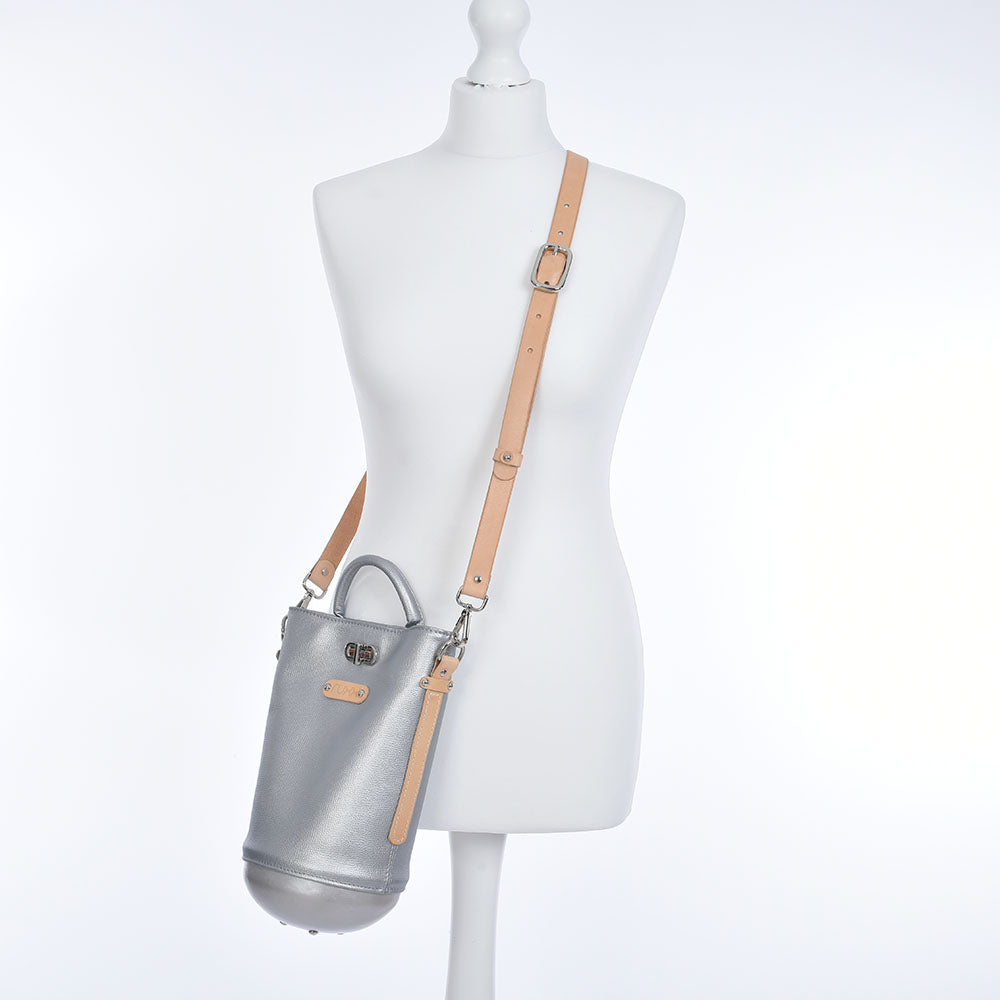 Capsule bag Silver