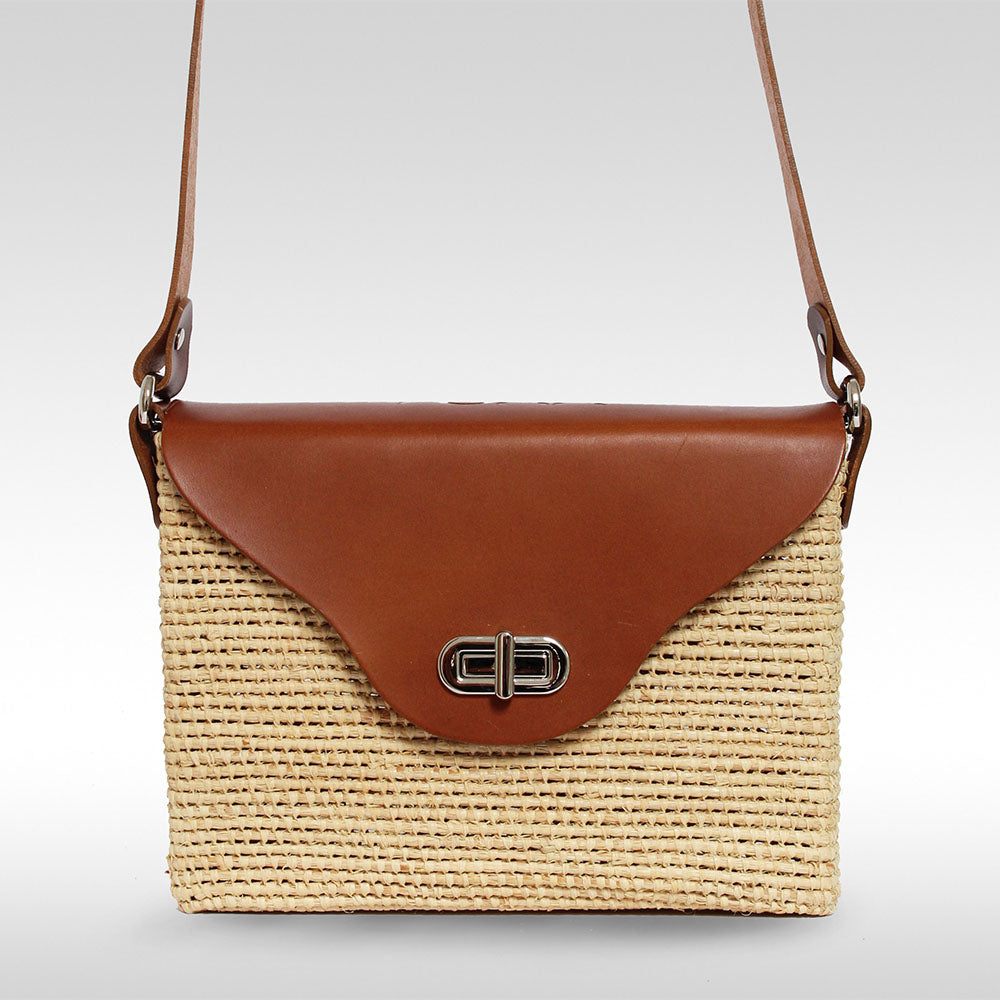 Raffia Saddle bag Tan