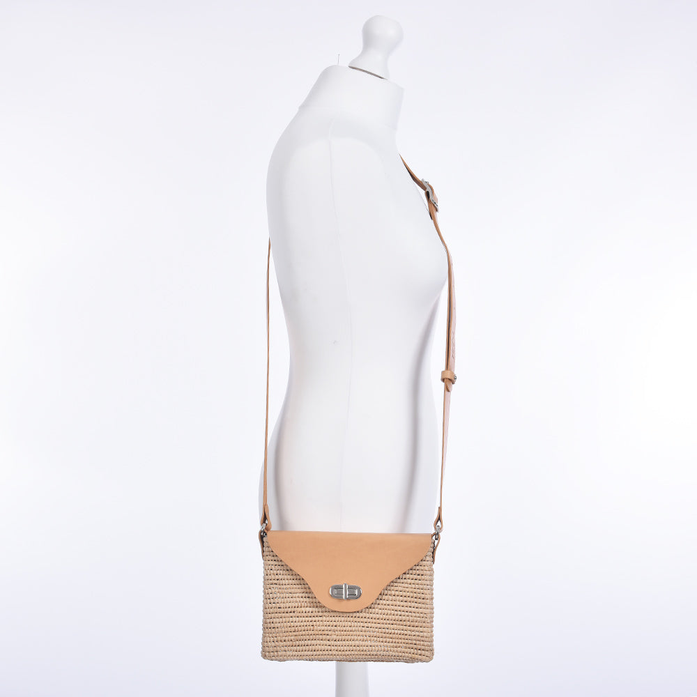 Raffia Saddle bag Camel