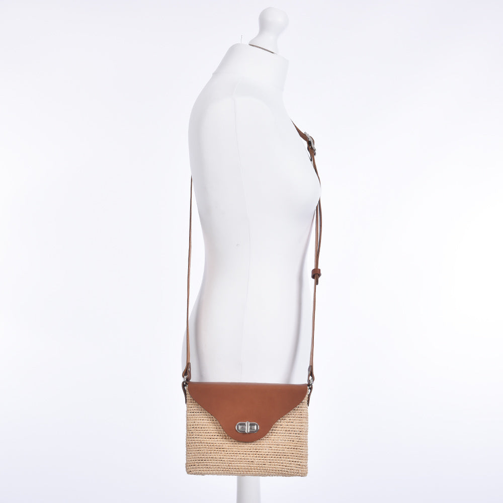 Raffia Saddle bag Tan