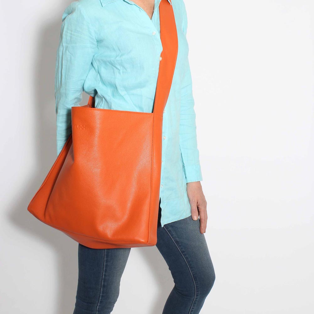 Burnt orange tote bag online